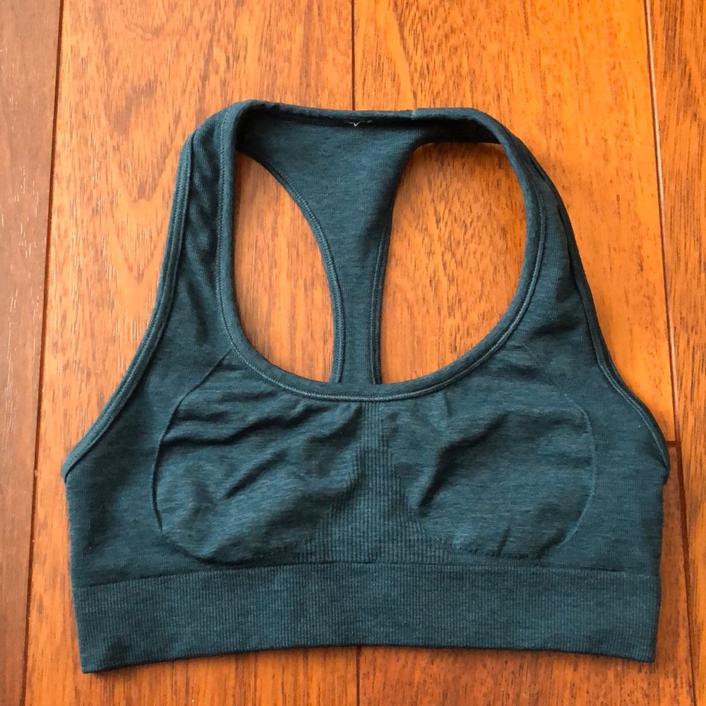 Teal lululemon sports bra